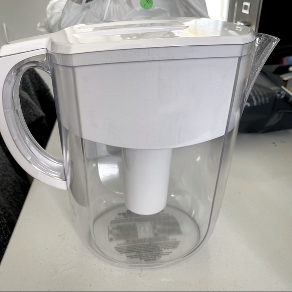 Brita Water Pitcher - Picture 2 of 5